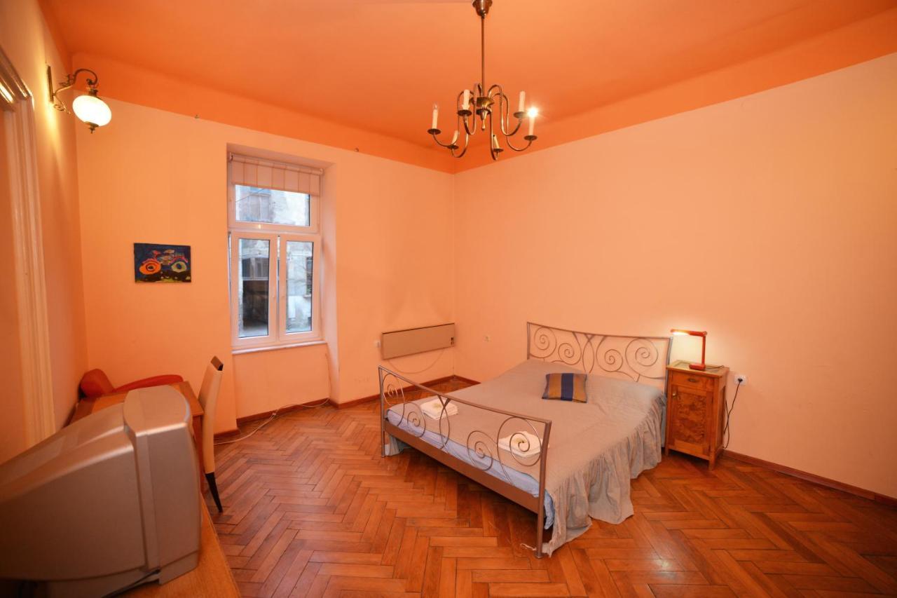 Central Residence Downtown Загреб Экстерьер фото